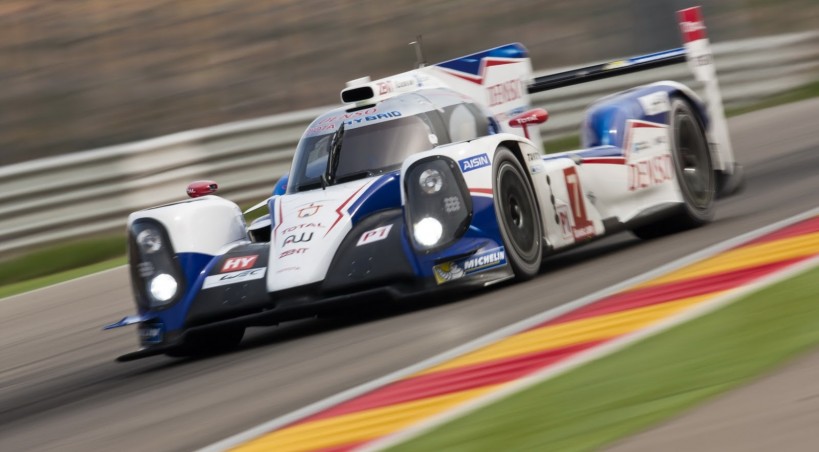 Toyota TS040 Hybrid a Le Mans anche nel 2015