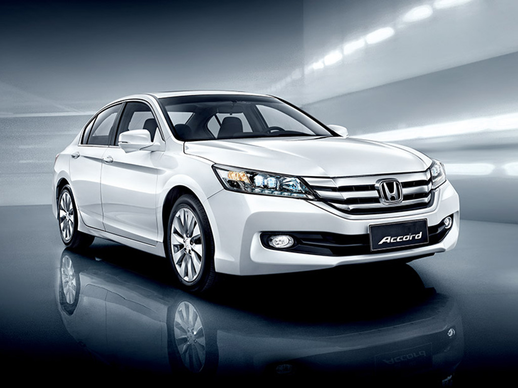 Caratteristiche nuova Honda Accord 2015