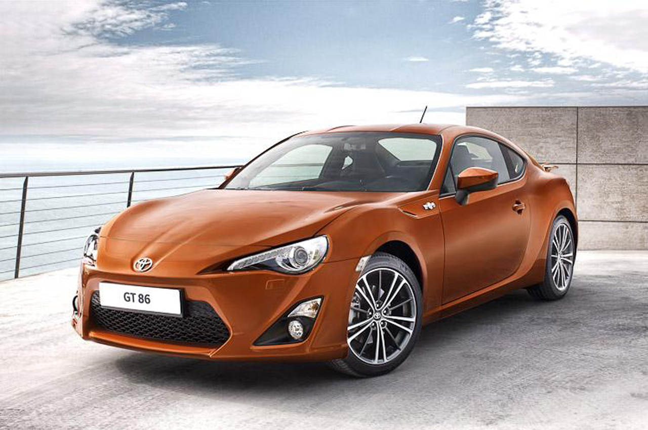 Caratteristiche tecniche Toyota GT86 2015