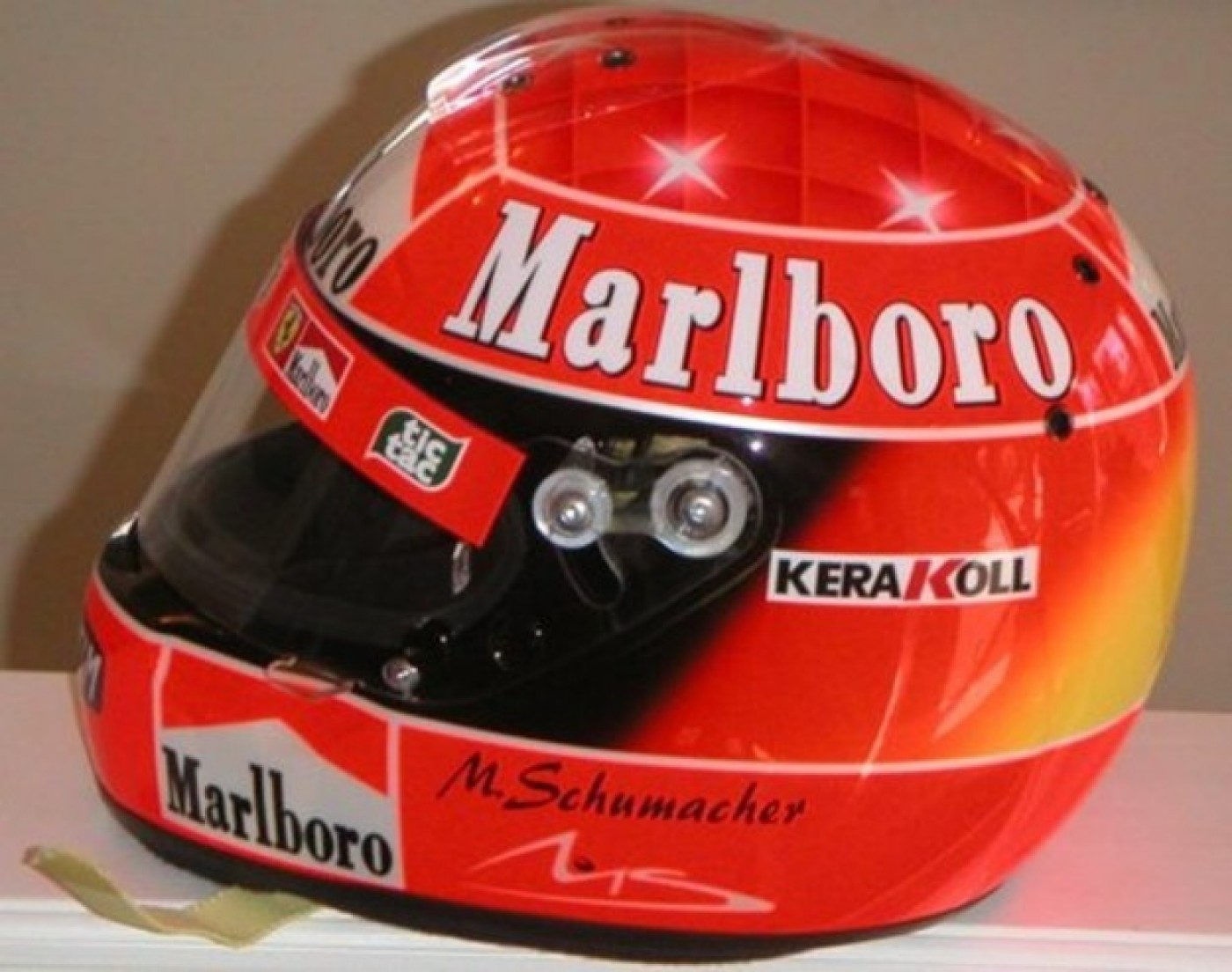 casco schumacher