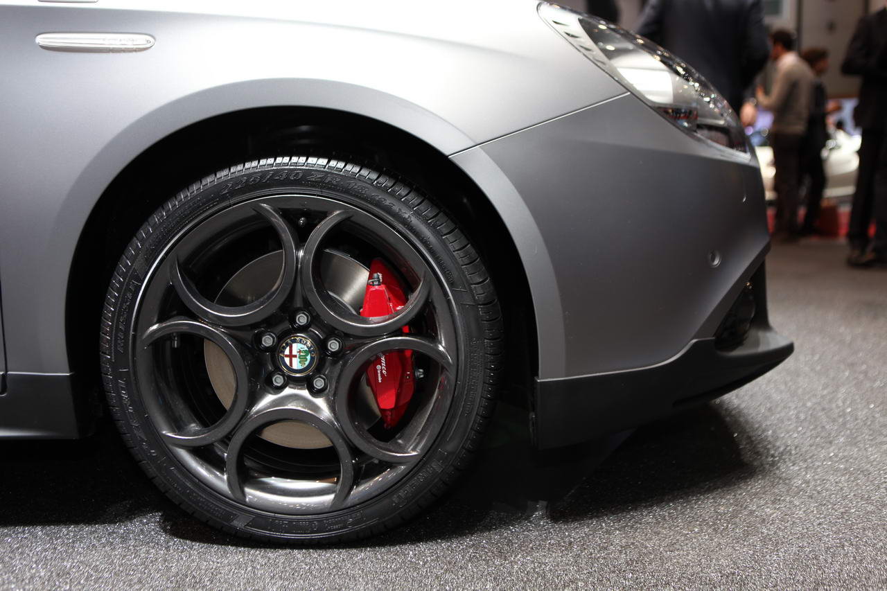 Nuova Alfa Romeo Giulietta Quadrifoglio Verde 2015