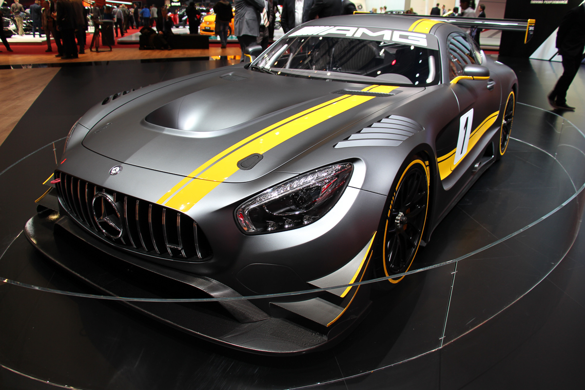 Caratteristiche tecniche Mercedes SLS AMG GT3 2015