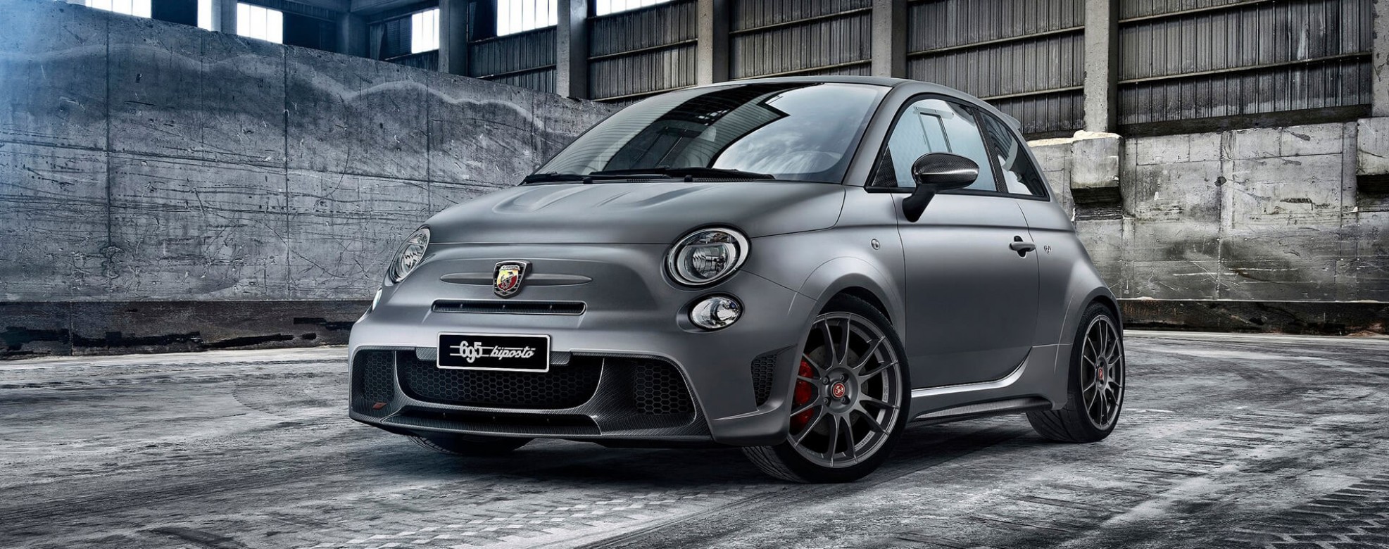 Abarth 695 Biposto al Salone di Barcellona 2015