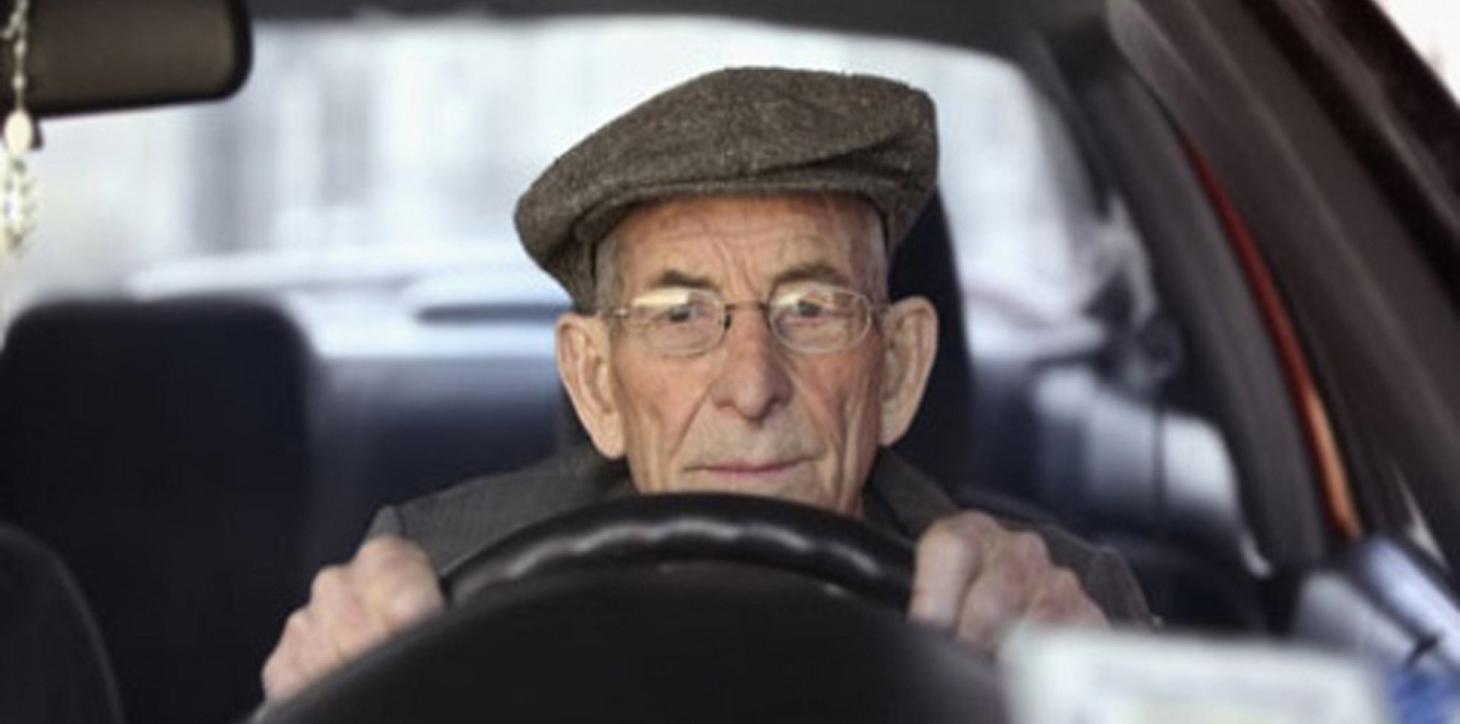 anziani al volante11