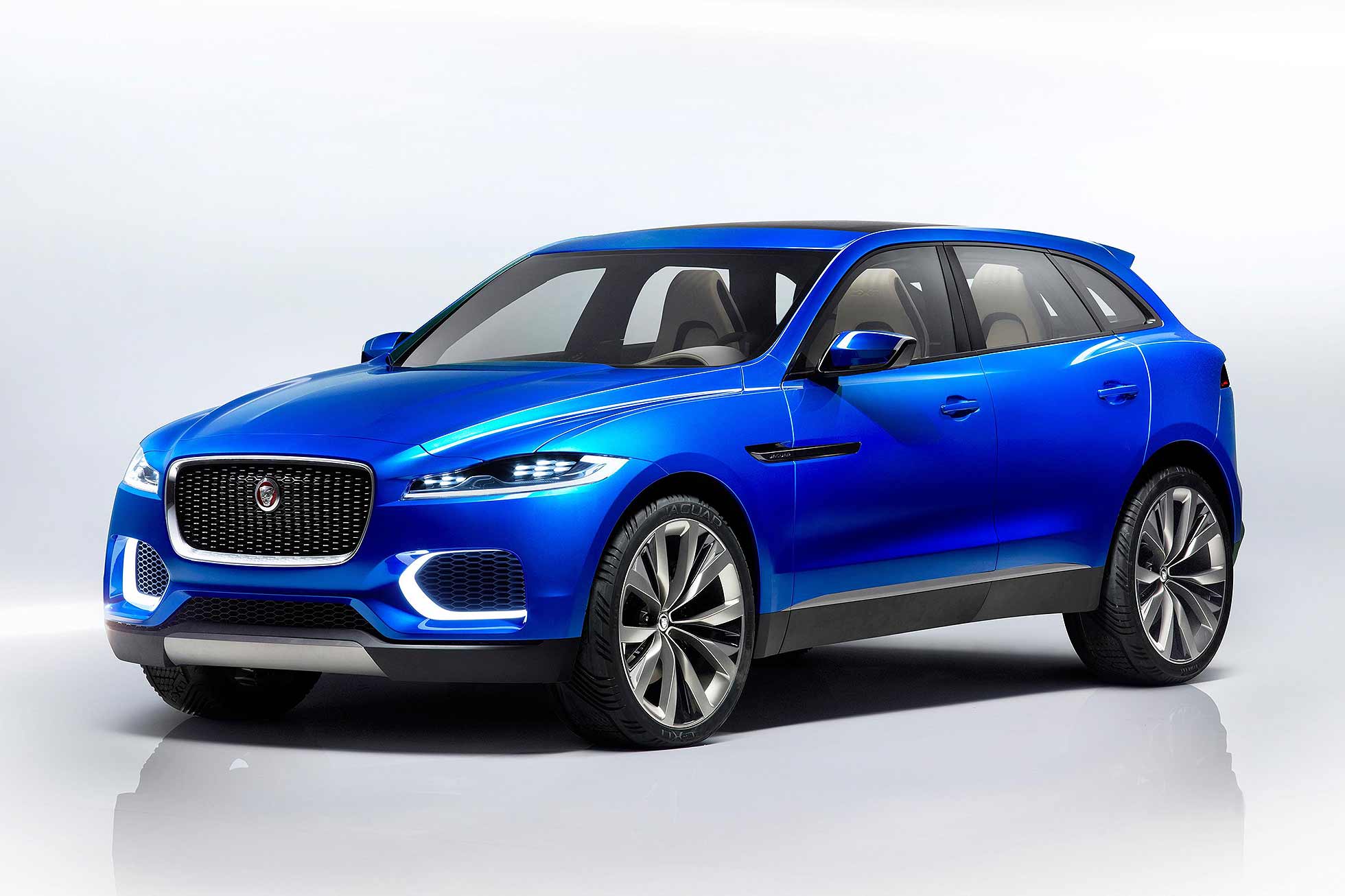 Jaguar F- Pace dimensioni, consumi, listino prezzi, colori, caratteristiche