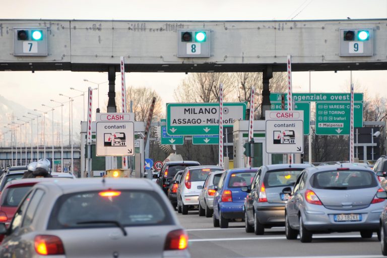 Quanto consuma auto a benzina in autostrada