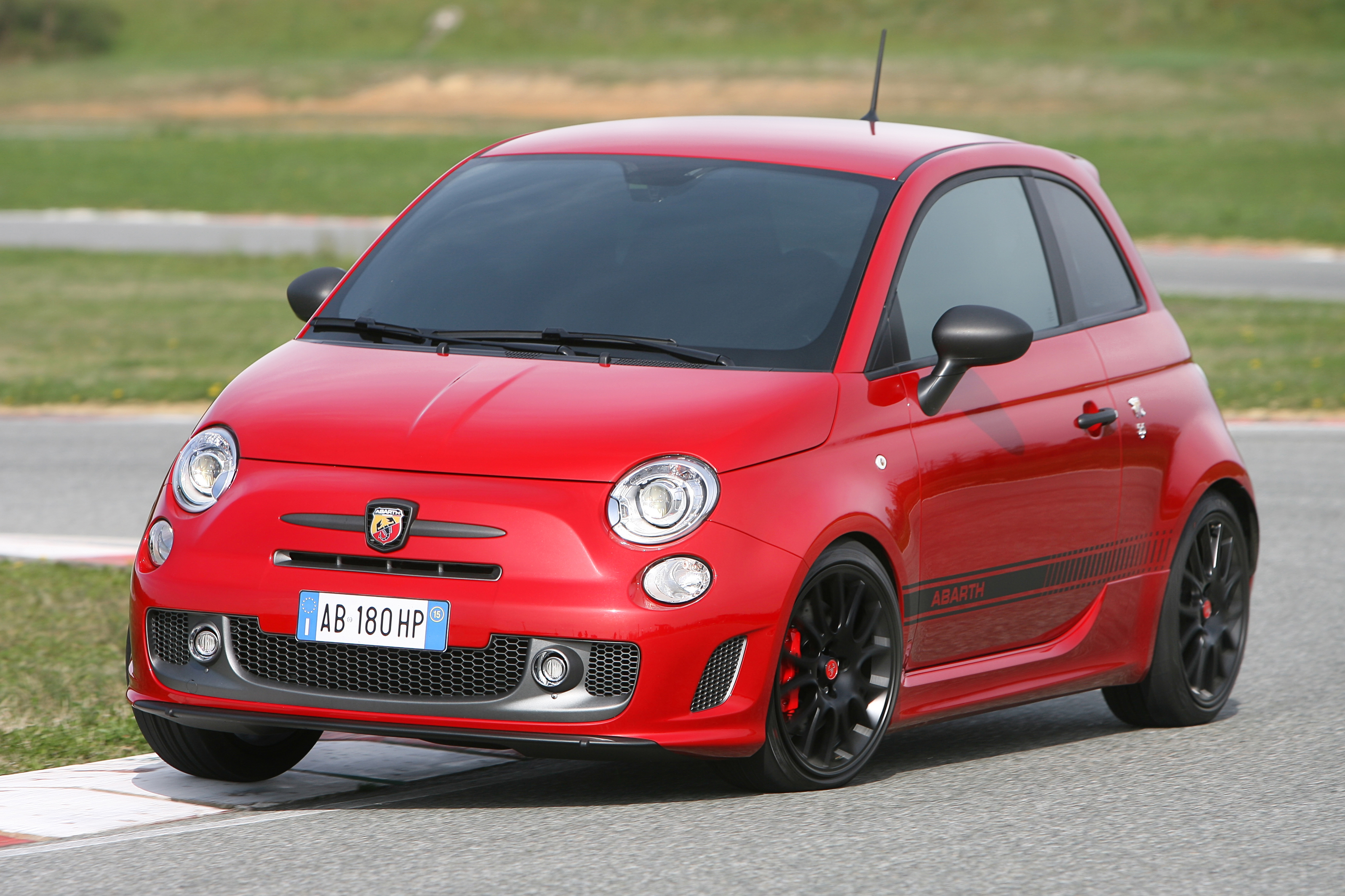 151110 abarth dim 01