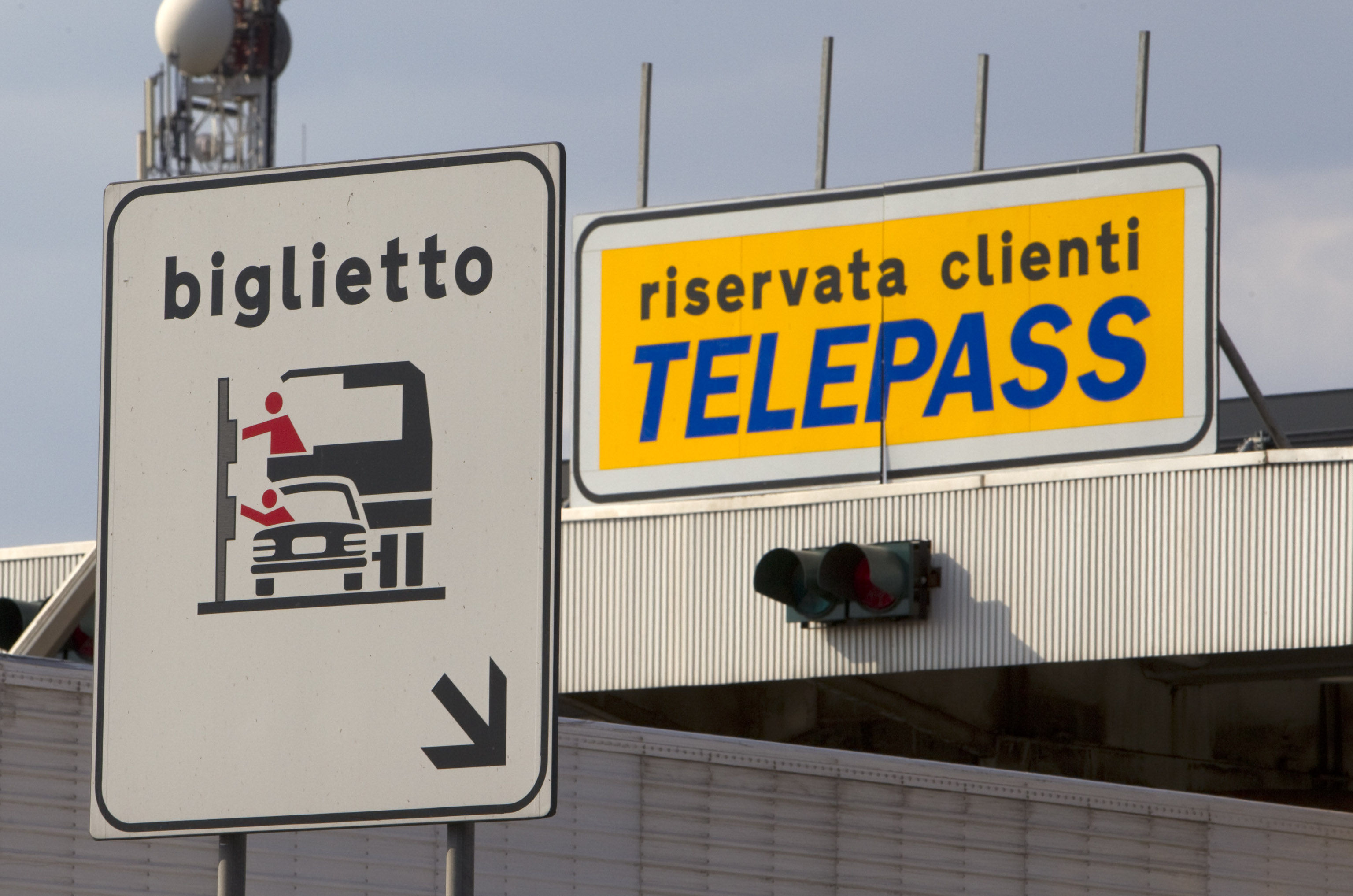 Come fare cambio coordinate bancarie addebito telepass