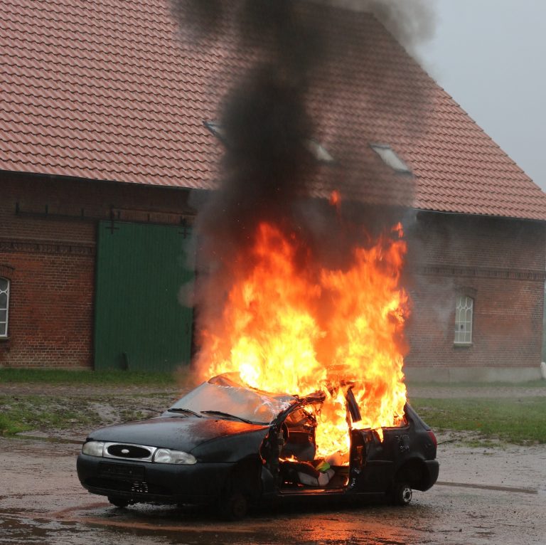 incendio auto