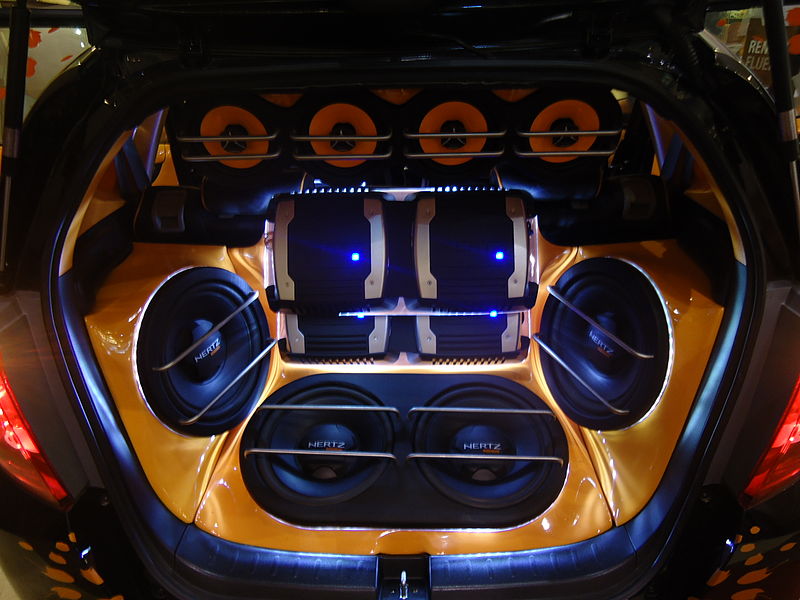 subwoofer auto