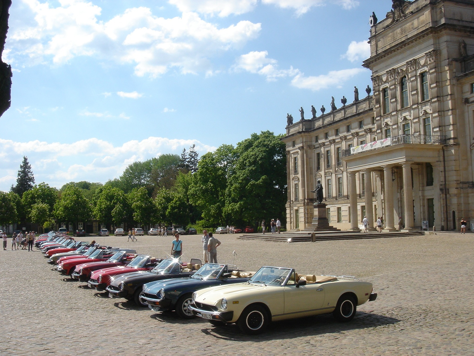 fiat 124 spider