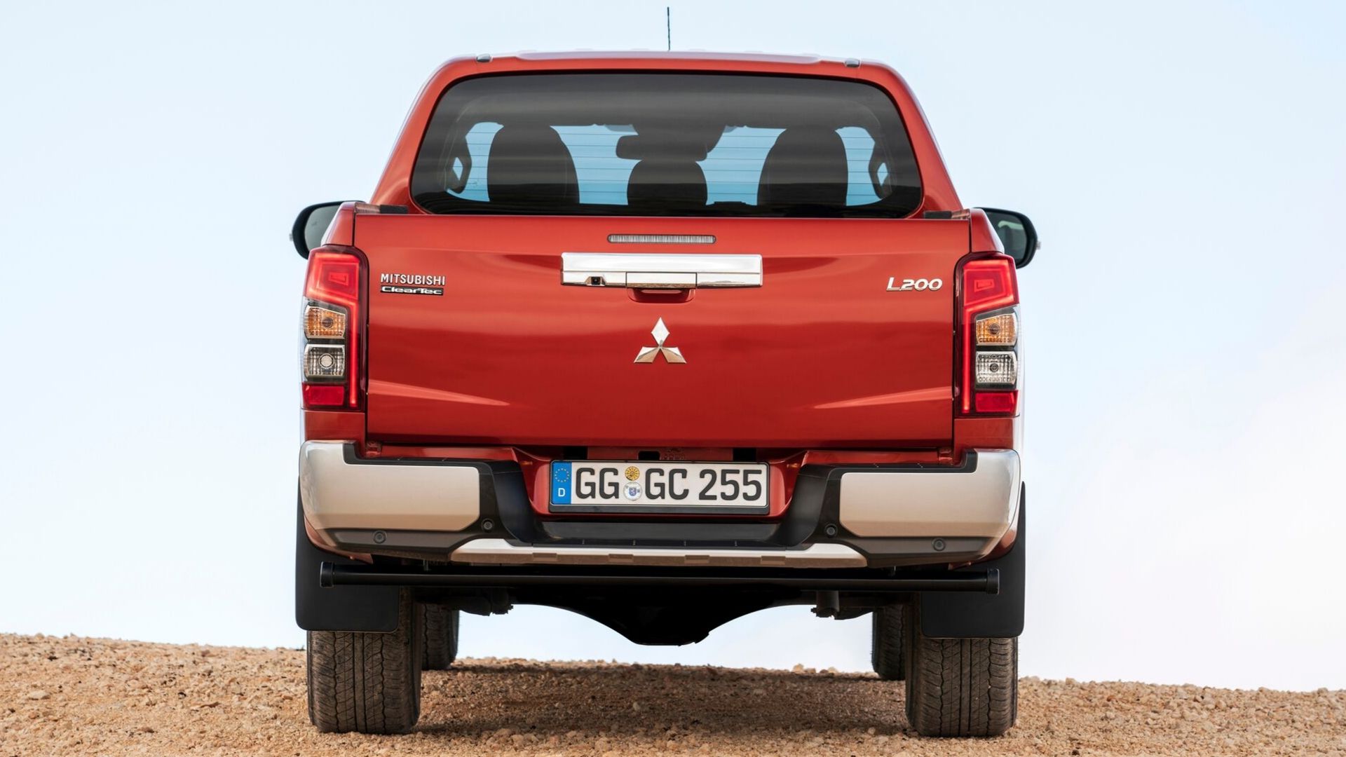 L200