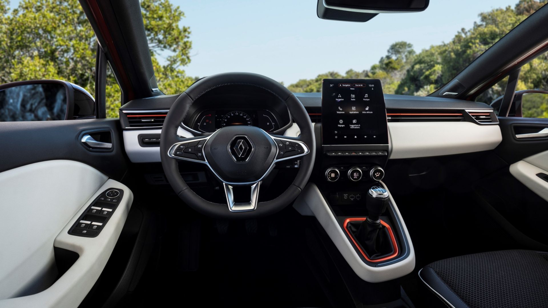 renault clio 2019 interni e infotainment