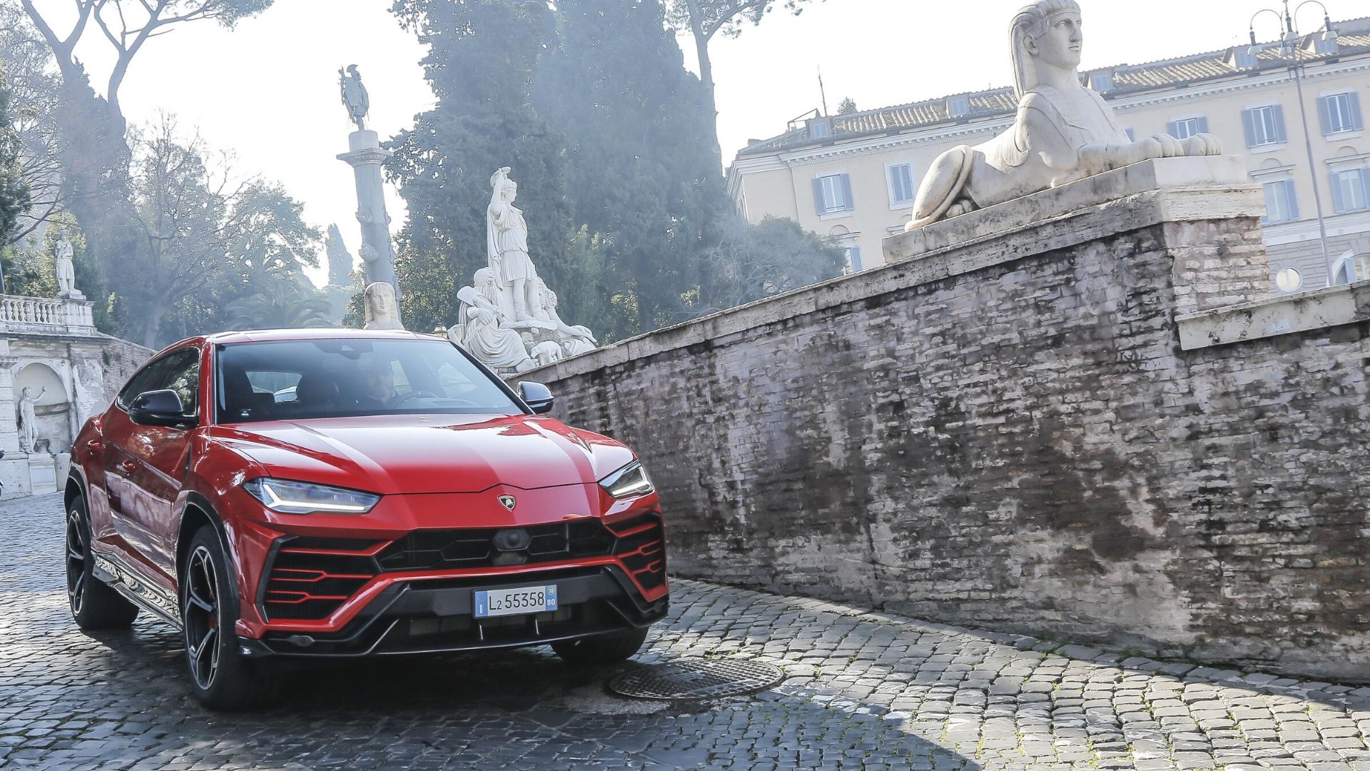 lamborghini urus