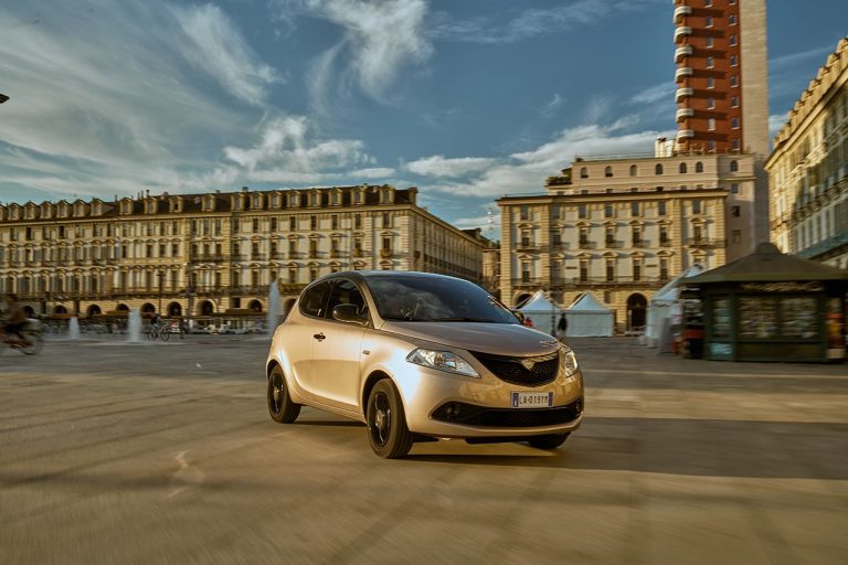 lancia ypsilon