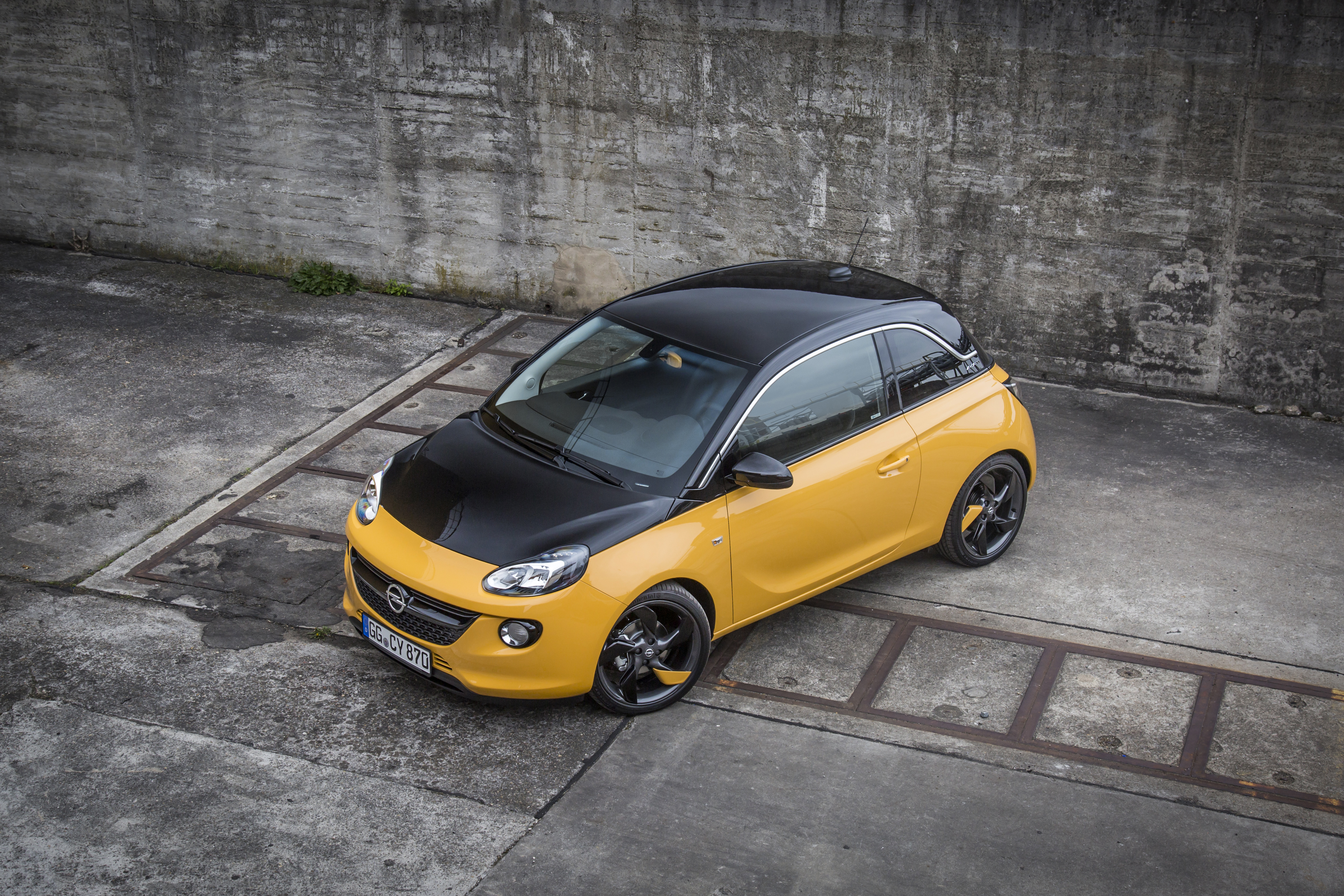 opel adam 2020 dimensioni