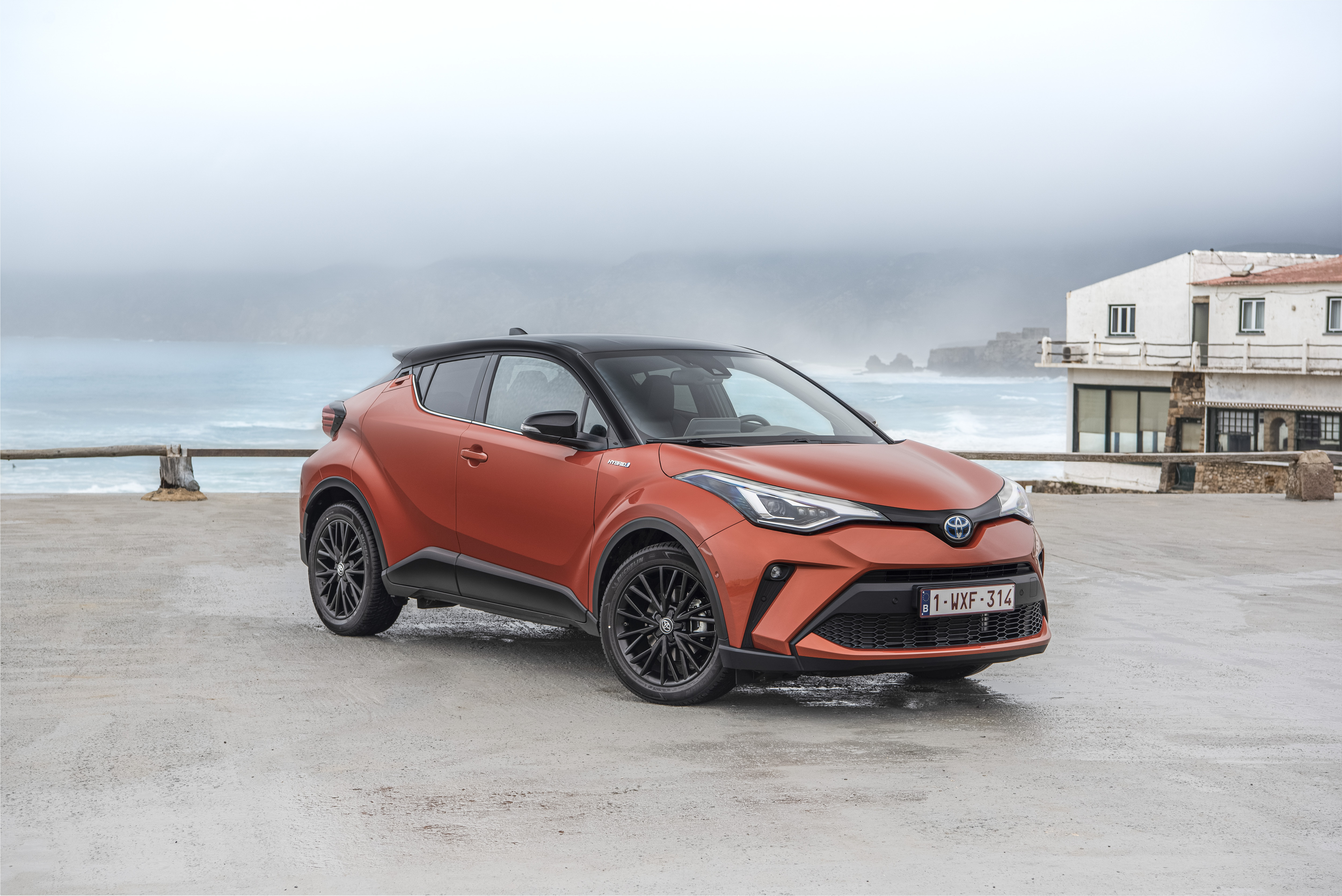 toyota c-HR 2020 prezzo e dimensioni