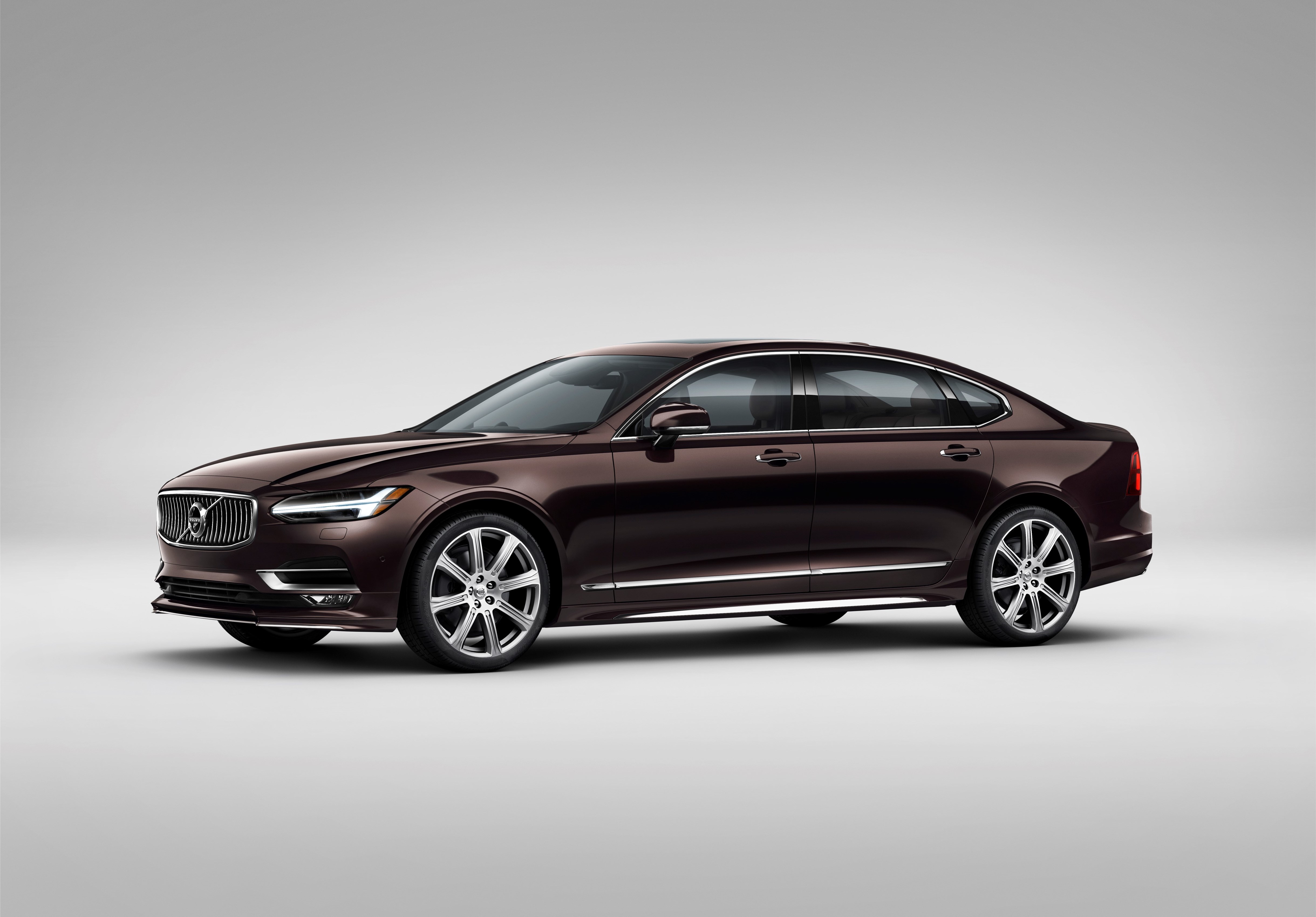 volvo s90 scheda tecnica