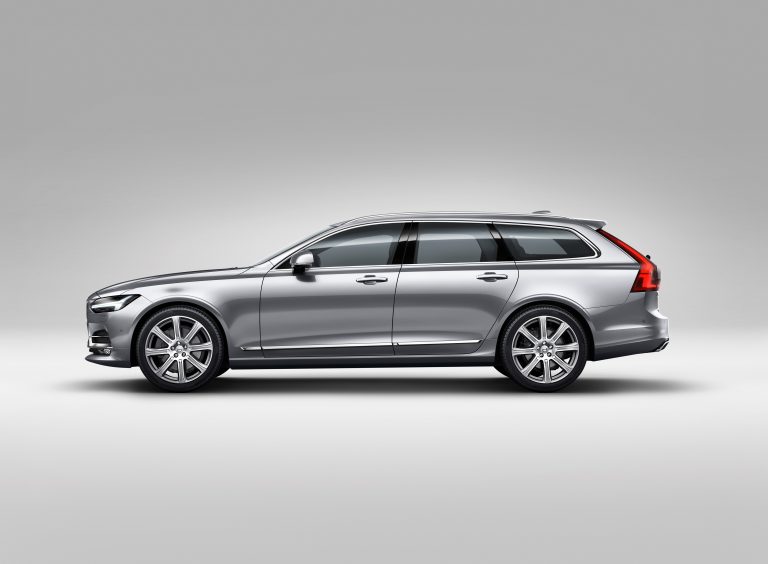 Volvo V90 2020 dimensioni