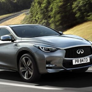 Infiniti Q30
