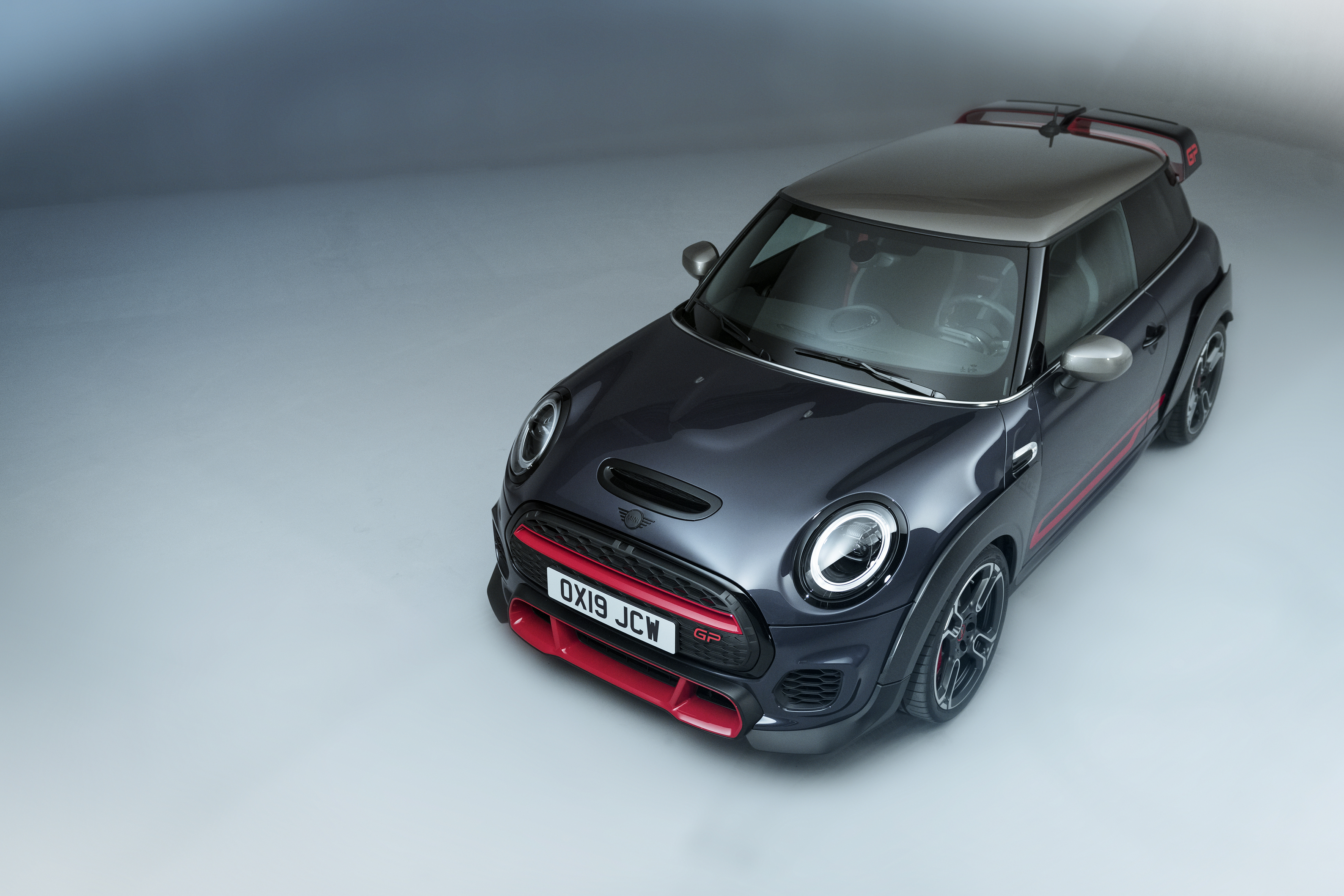 mini cooper 3 porte dimensioni