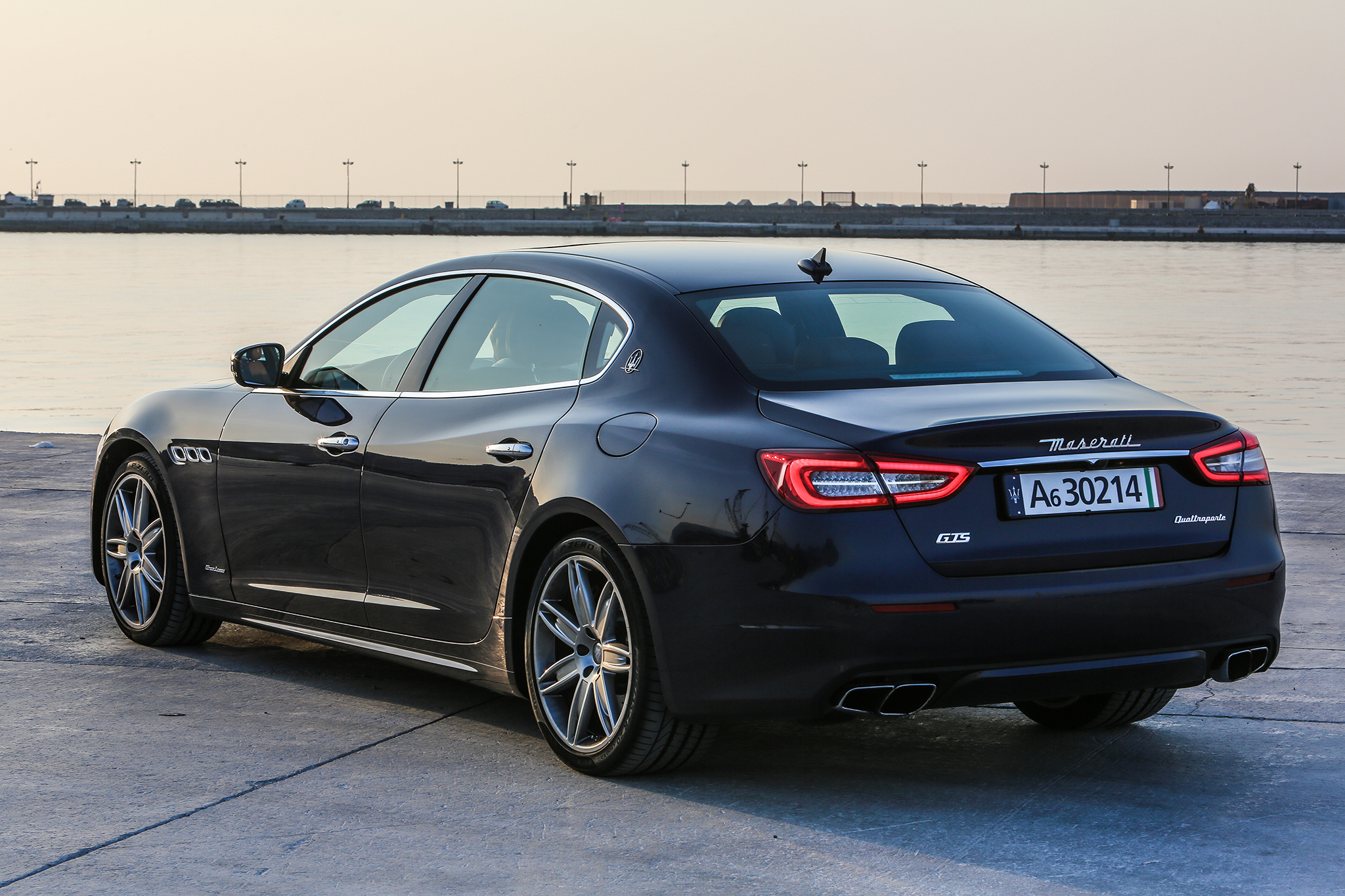 Maserati Quattroporte specifiche