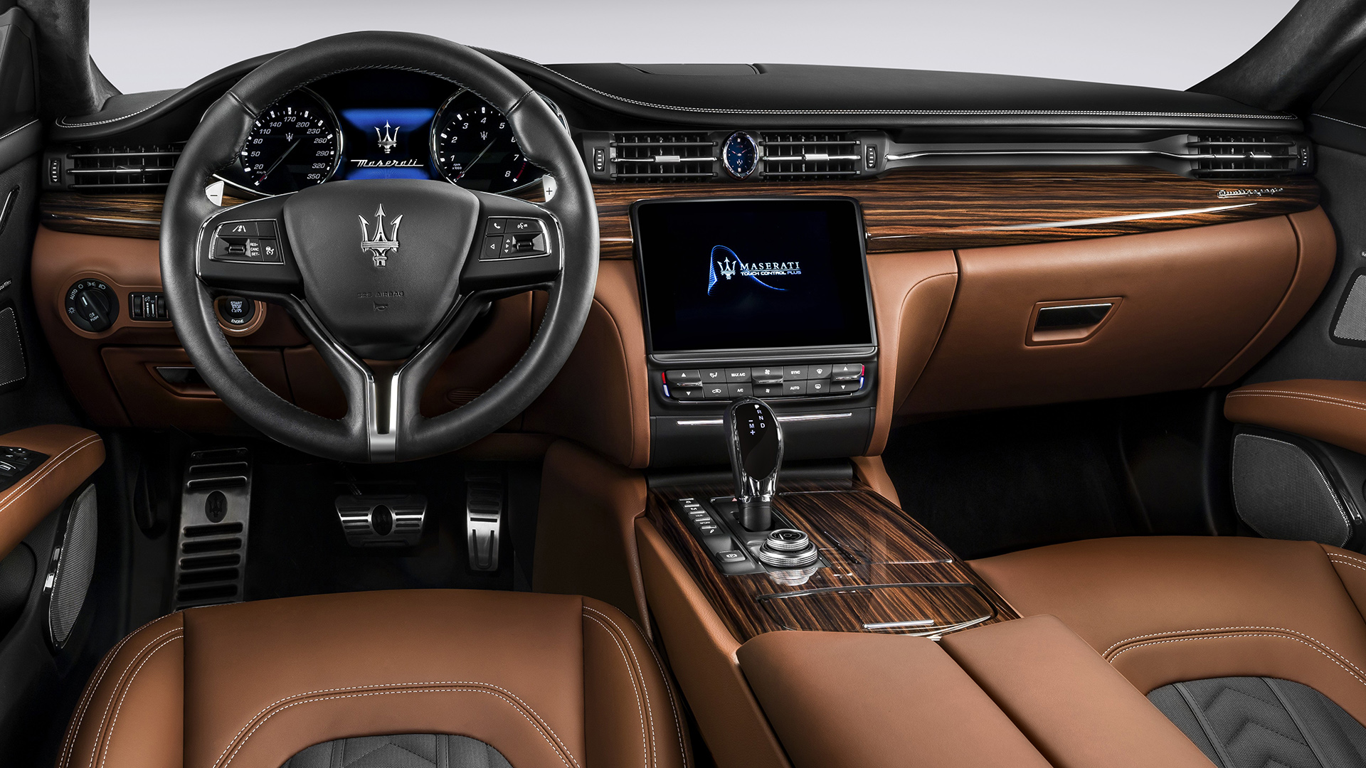Maserati Quattroporte interni