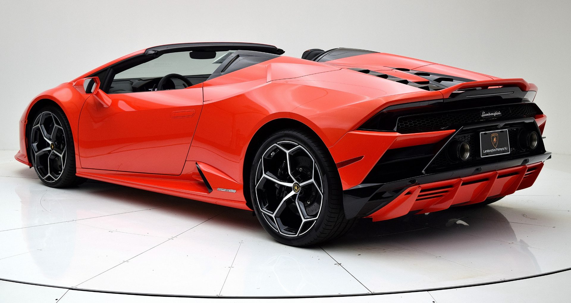 Lamborghini Huracàn EVO Spyder RWD motore