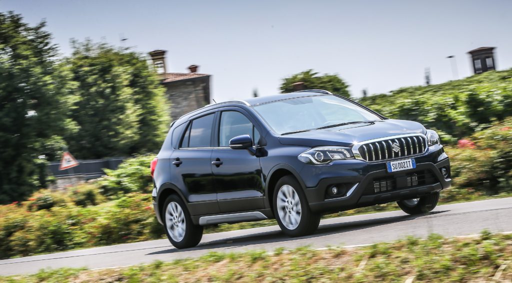 s-cross-hybrid-mov