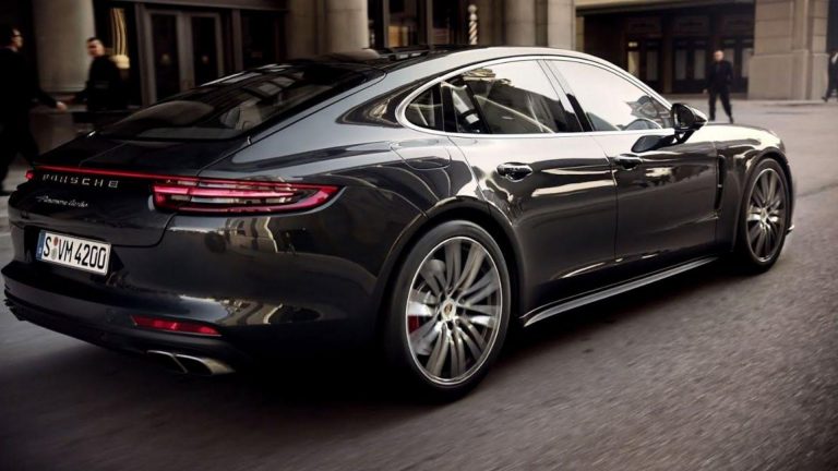 Porsche Panamera 4S