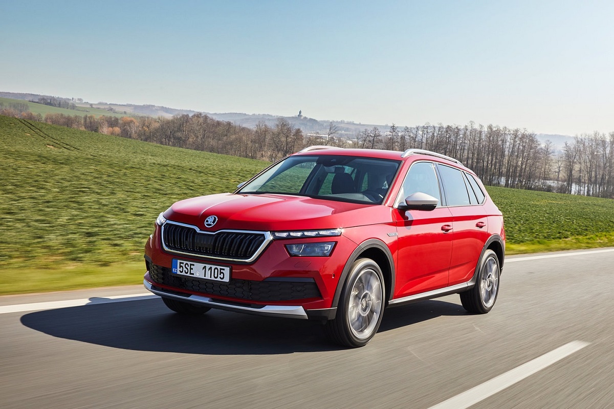 2021-Red-Skoda-Kamiq-Scoutline