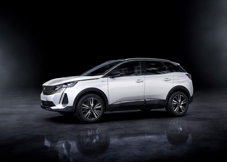 NUOVA PEUGEOT 3008 IN ANTEPRIMA NAZIONALE AL MILANO MONZA OPEN AIR MOTOR SHOW (1)