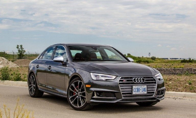 2021-Audi-S4-Sedan