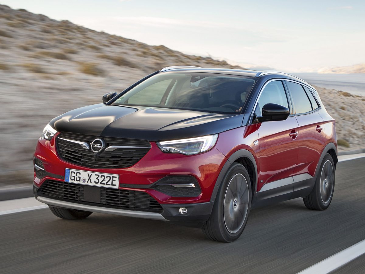 Opel Grandland X: prezzo e caratteristiche | MotoriMagazine.it