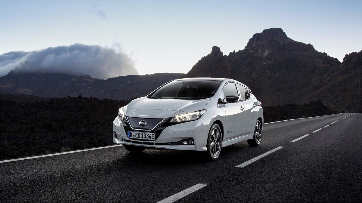 Nissan-Leaf-Frontale