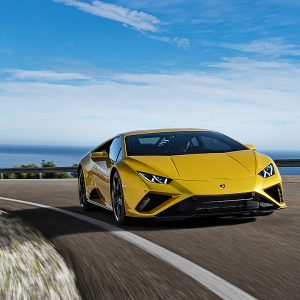 La Lamborghini Huracan Evo tra le auto di Lorenzo Insigne