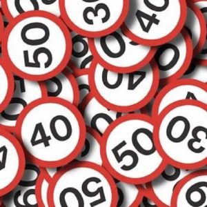 limiti velocità motocicli