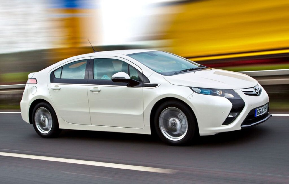 opel ampera