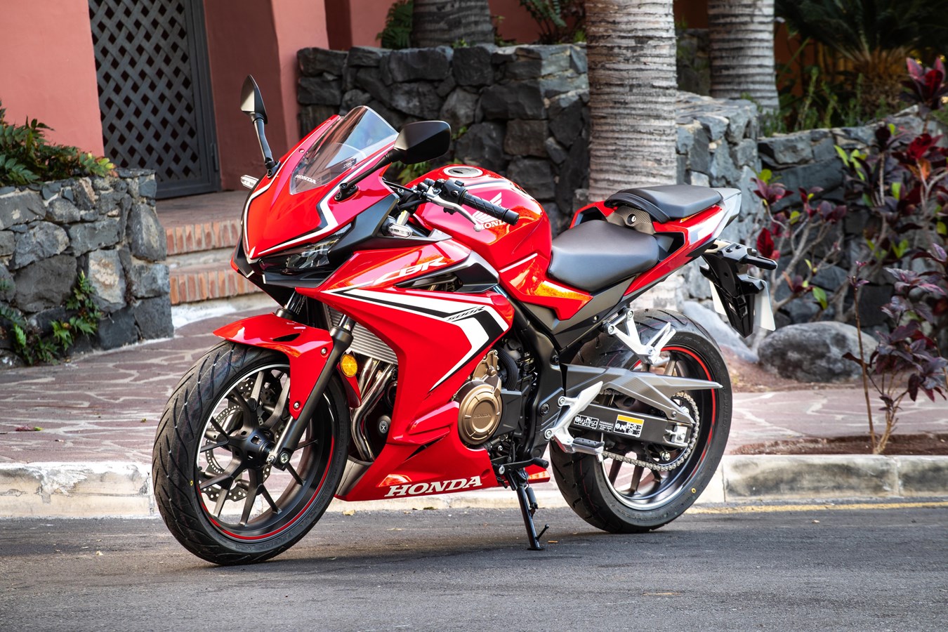 Honda CBR 500 R velocità