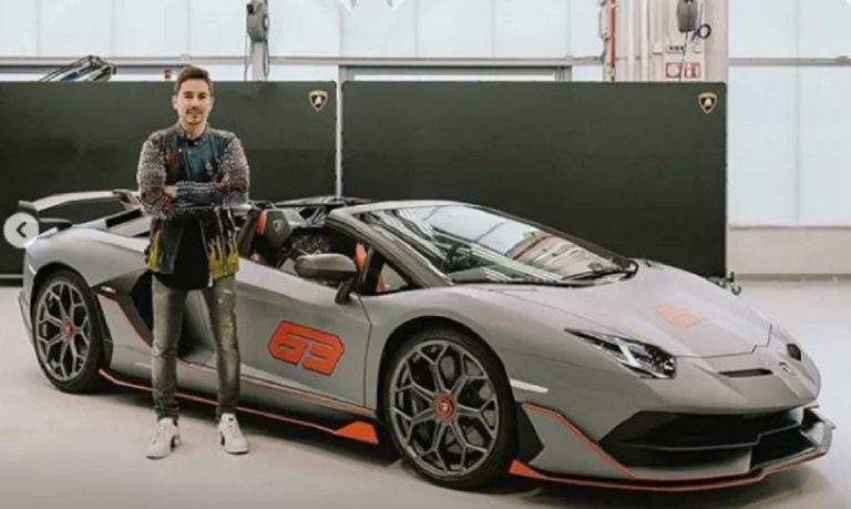 La collezione di supercar del pilota Jorge Lorenzo