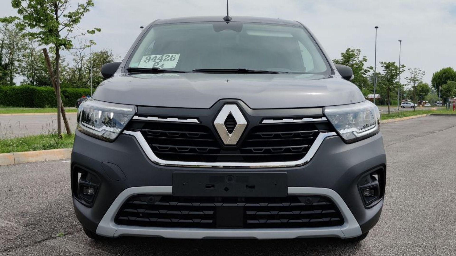 Nuovo Renault Kangoo e Kangoo Van design