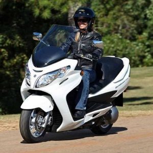 Suzuki Burgman AN 400 scheda tecnica