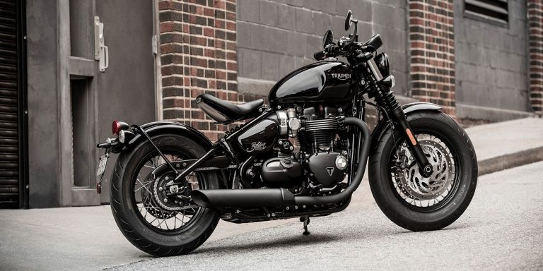 Triumph Bonneville Bobber Black 1200 specifiche