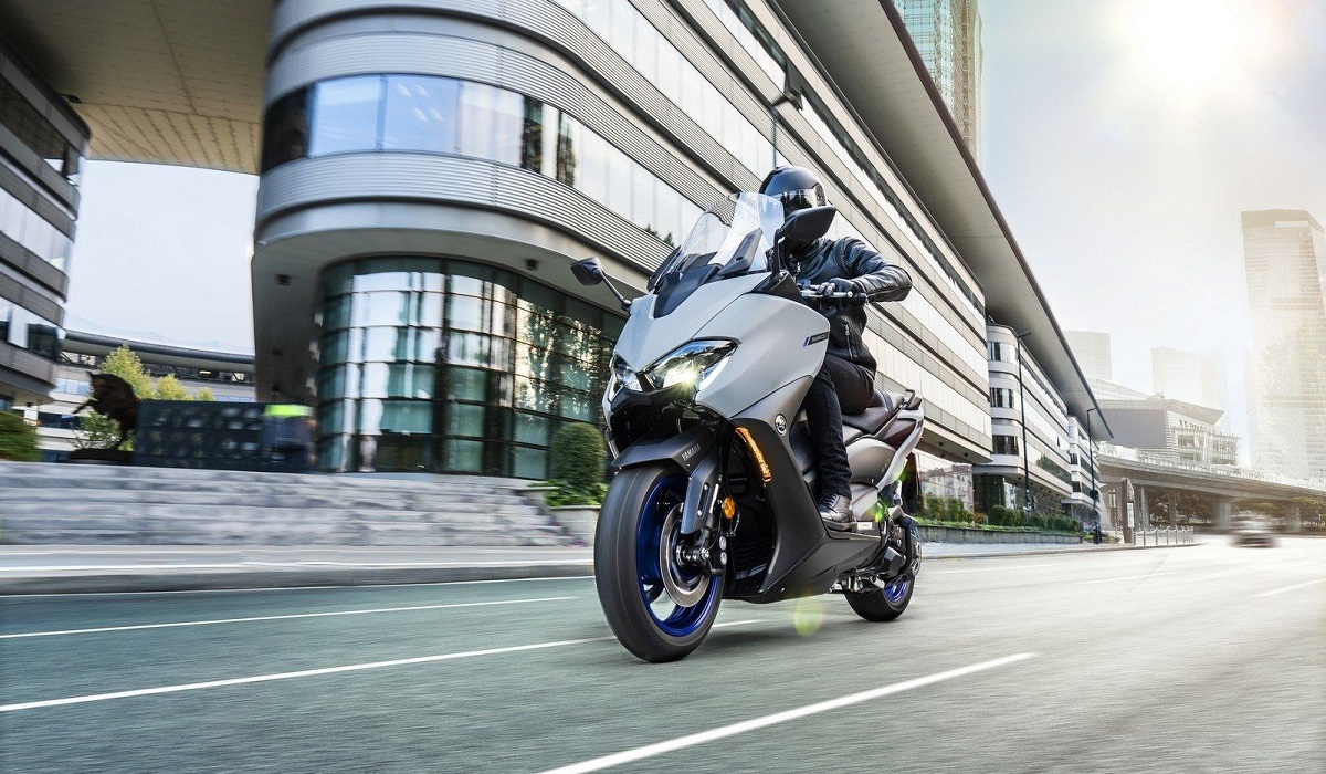 Yamaha TMax 560 caratteristiche