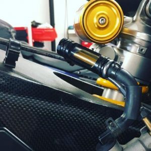 olio freni moto