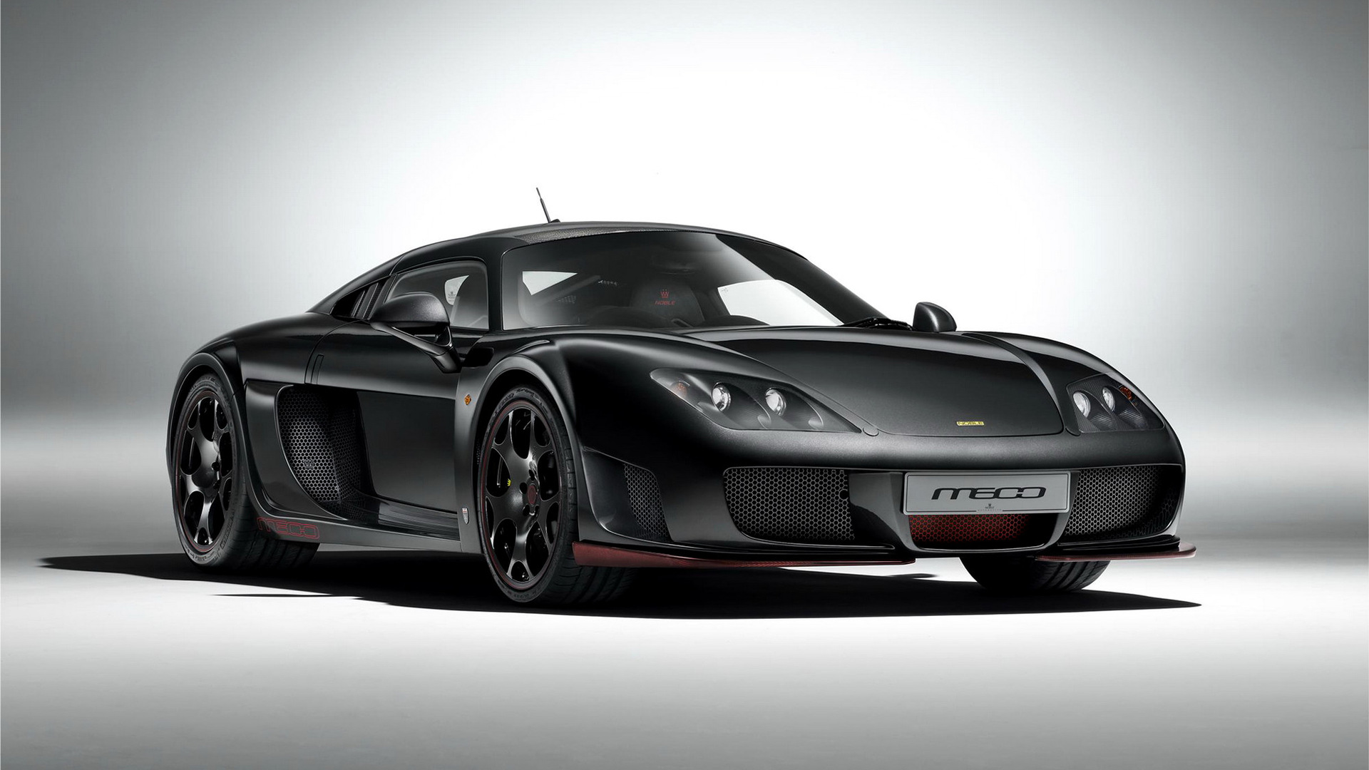 Supercar noble m600