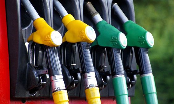 Come ridurre i consumi di benzina in vacanza