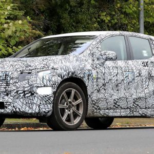 EQS-Suv-Lancio-2022