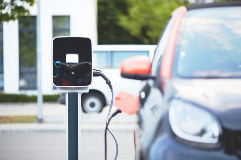 noleggio a lungo termine auto elettriche