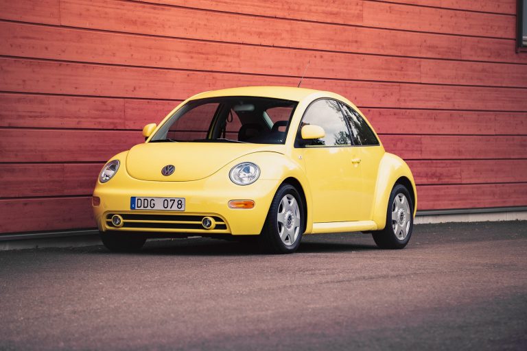 volkswagen new beetle